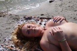 Livstixs Nude Beach Video Leaked on girlsfollowers.com