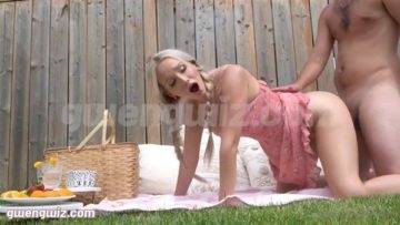Gwen Gwiz Nude Summer Garden Picnic Sextape Fucking Video Leaked on girlsfollowers.com
