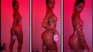 Carolina Samani nude shower on girlsfollowers.com
