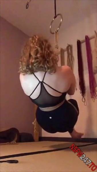 Sarah Calanthe fully naked tease on the floor snapchat premium 2020/10/04 porn videos on girlsfollowers.com