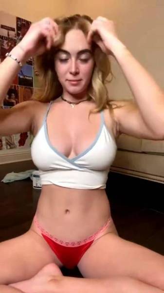 Grace Charis Topless Stretching Livestream Video Leaked on girlsfollowers.com
