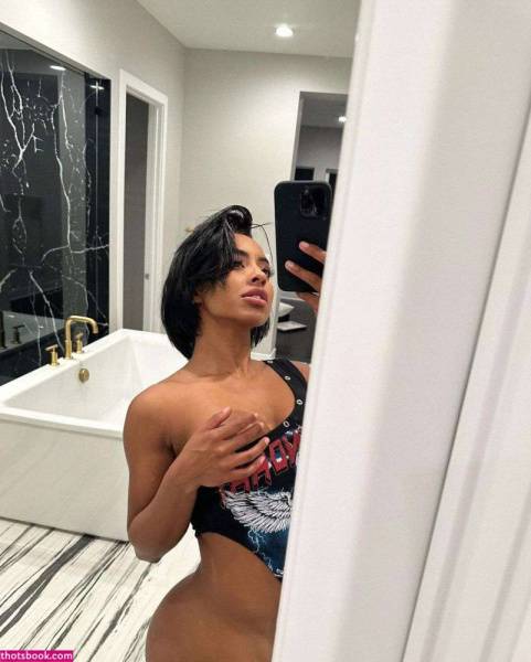 Qimmah Russo OnlyFans Photos #12 on girlsfollowers.com