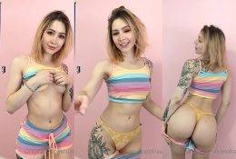 Luxlo Cosplay Yellow Thong Ass Tease Video Leaked on girlsfollowers.com